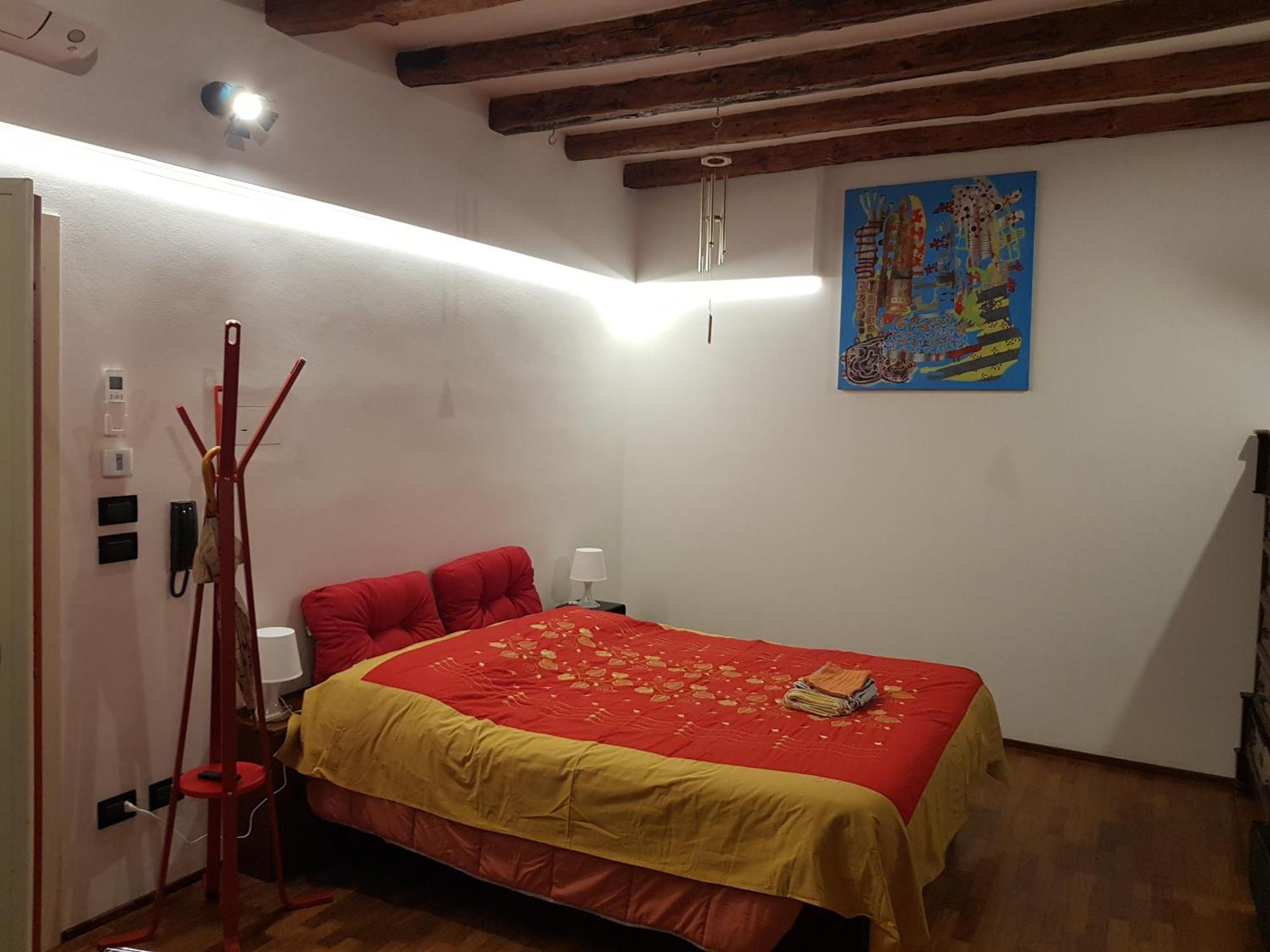Monolocale Sui Tetti Di Bologna - Via Indipendenza Daire Dış mekan fotoğraf