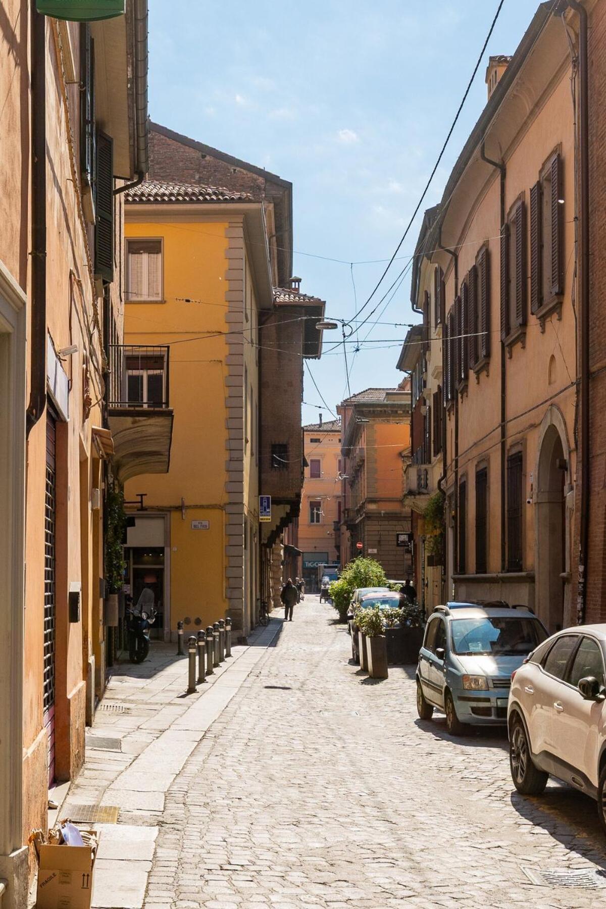 Monolocale Sui Tetti Di Bologna - Via Indipendenza Daire Dış mekan fotoğraf