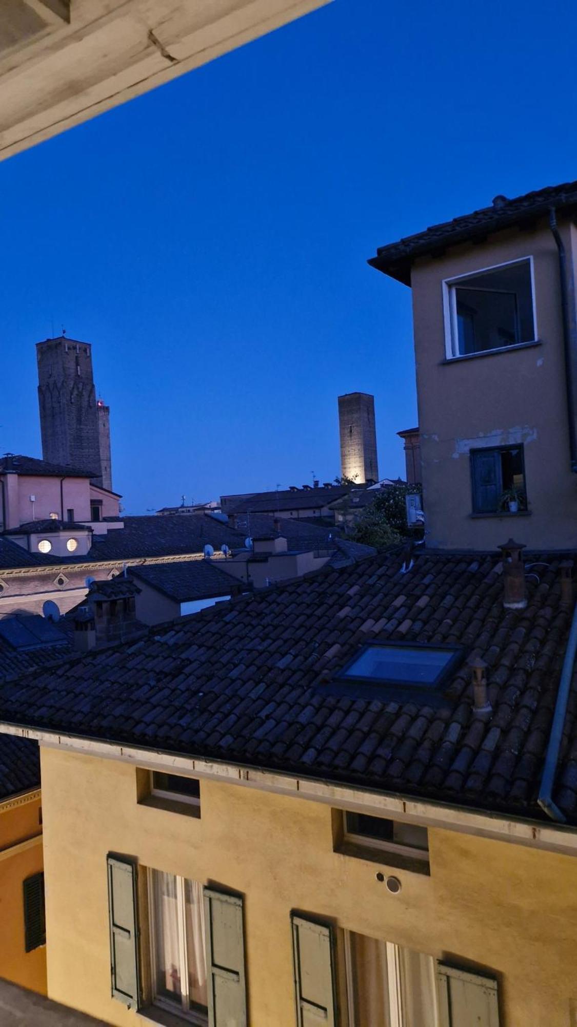 Monolocale Sui Tetti Di Bologna - Via Indipendenza Daire Dış mekan fotoğraf