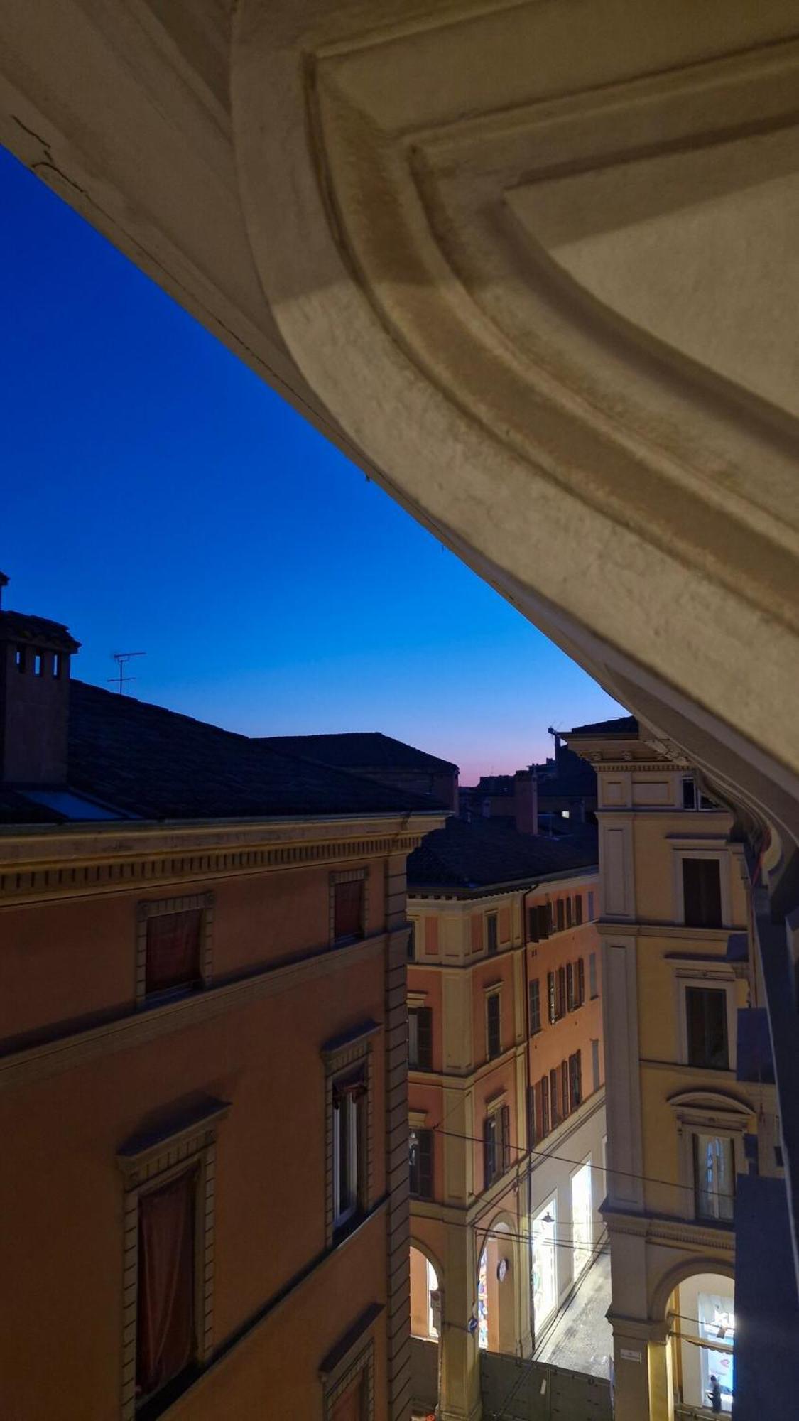 Monolocale Sui Tetti Di Bologna - Via Indipendenza Daire Dış mekan fotoğraf